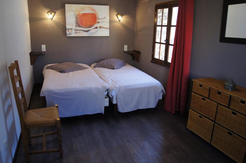 La Claveliere Hotel Saint-Auban-sur-lʼOuvèze Quarto foto